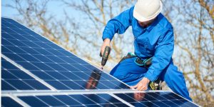 Installation Maintenance Panneaux Solaires Photovoltaïques à La Peyratte